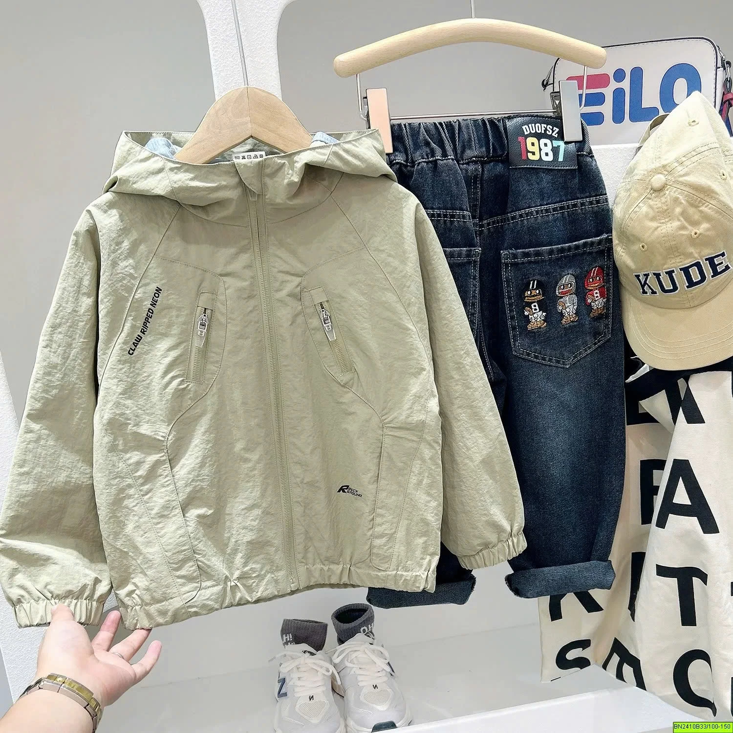 ÁO KHOÁC GIÓ LÓT NỈ KACADY