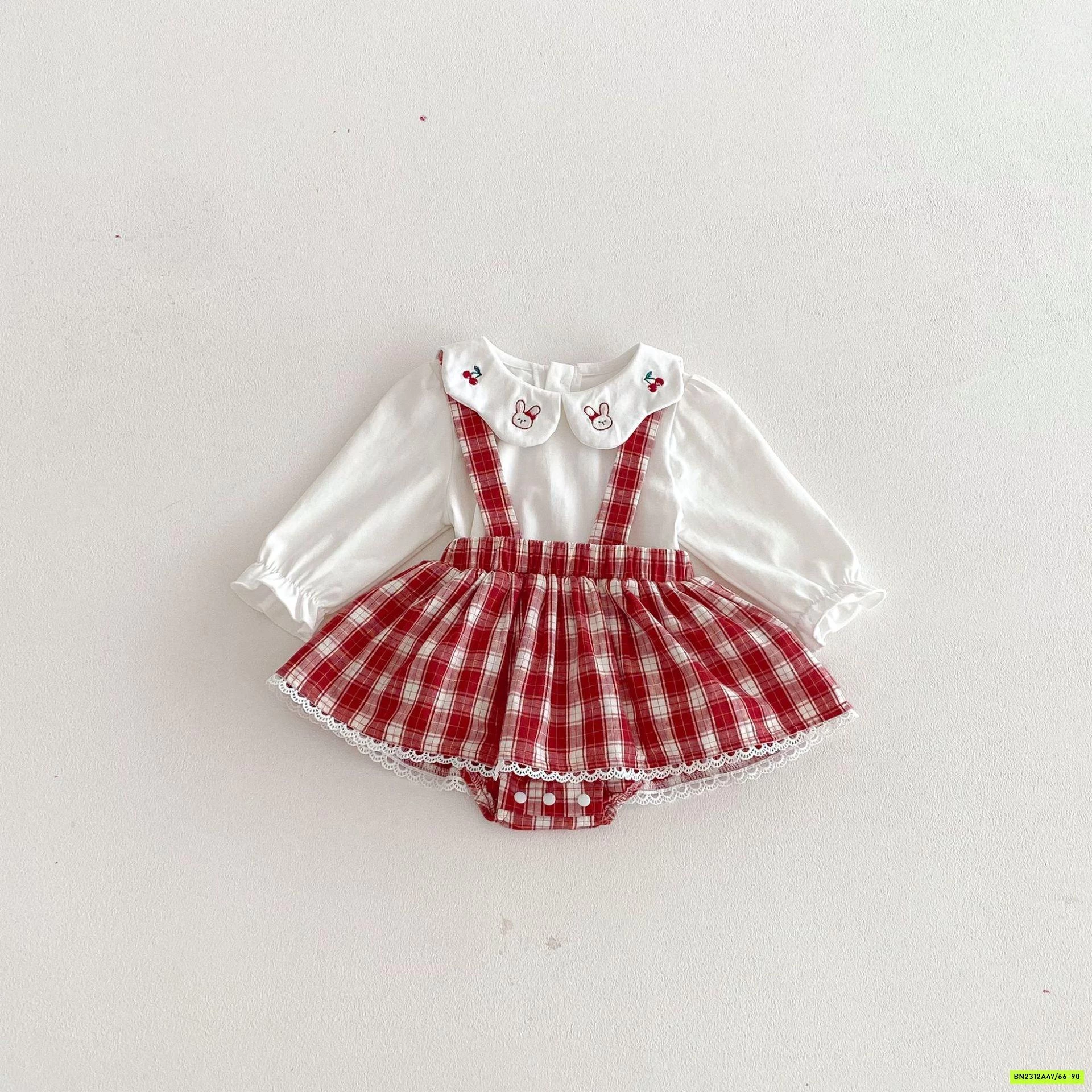 SÉT VÁY CARO ĐỎ THÊU THỎ