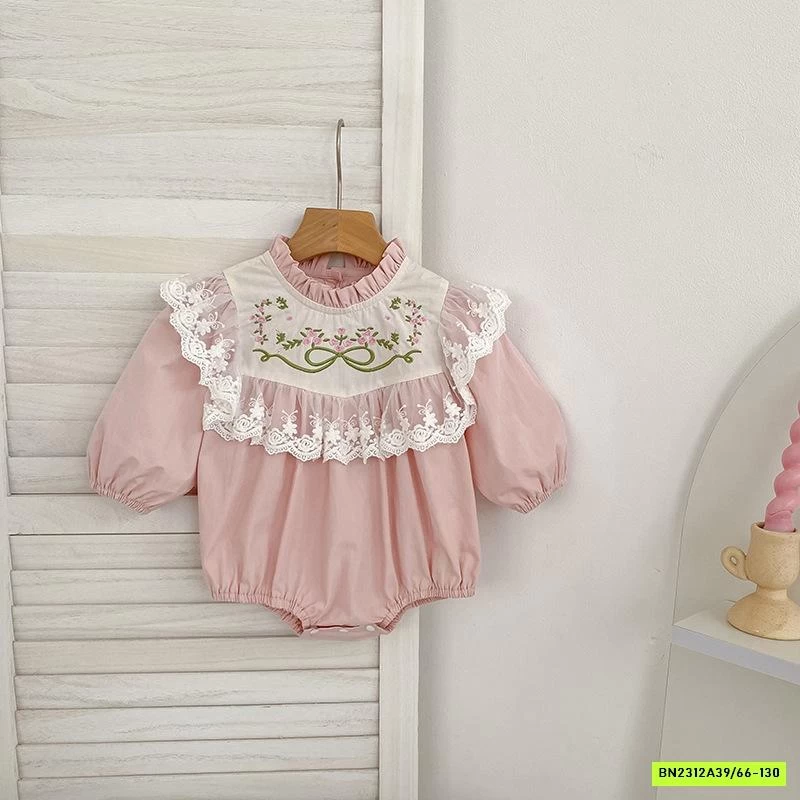 COUPLE THÔ MỀM THÊU HOA