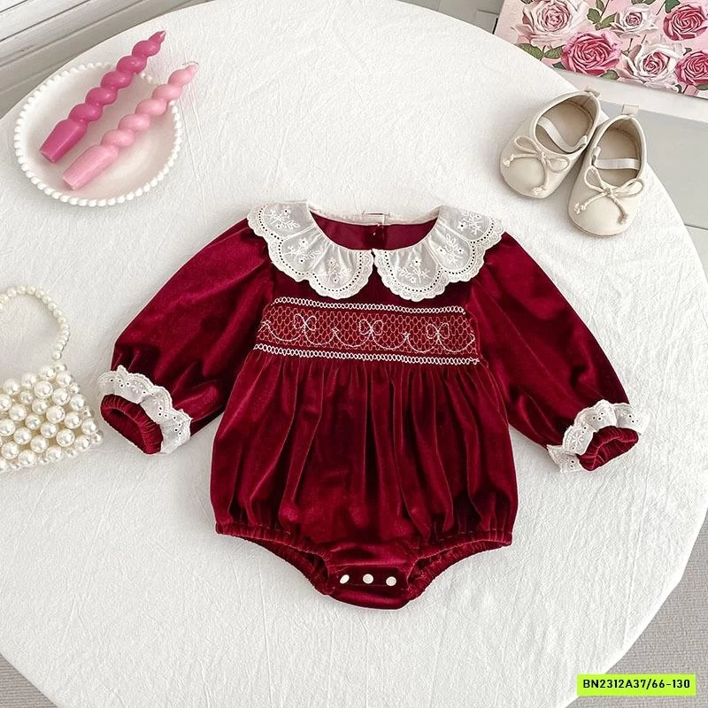 COUPLE NHUNG ĐỎ VIỀN REN