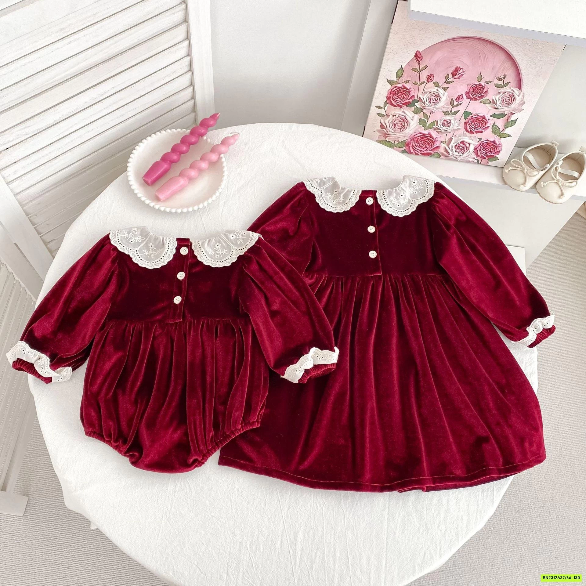 COUPLE NHUNG ĐỎ VIỀN REN