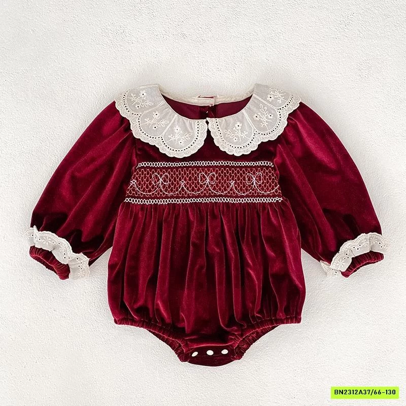 COUPLE NHUNG ĐỎ VIỀN REN