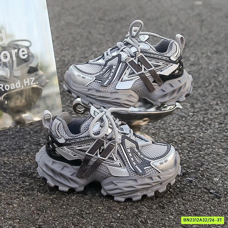 SNEAKER THỂ THAO CHỮ N