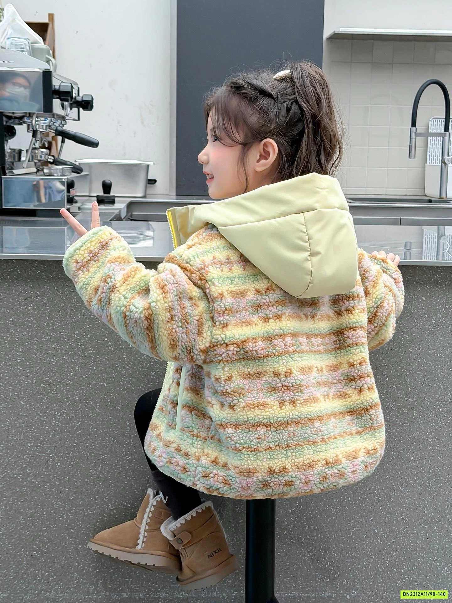 KHOÁC BÔNG TRẦN TRÁM HOA NHÍ LIỀN MŨ