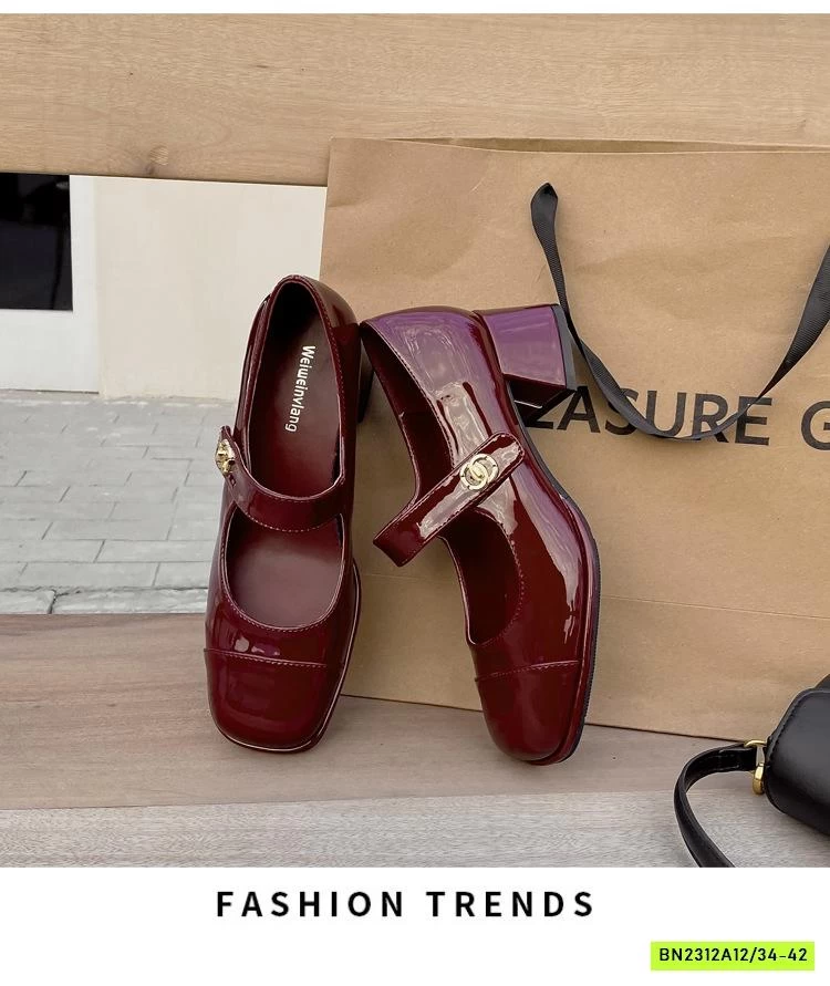 GIÀY MERY JANE MŨI VUÔNG