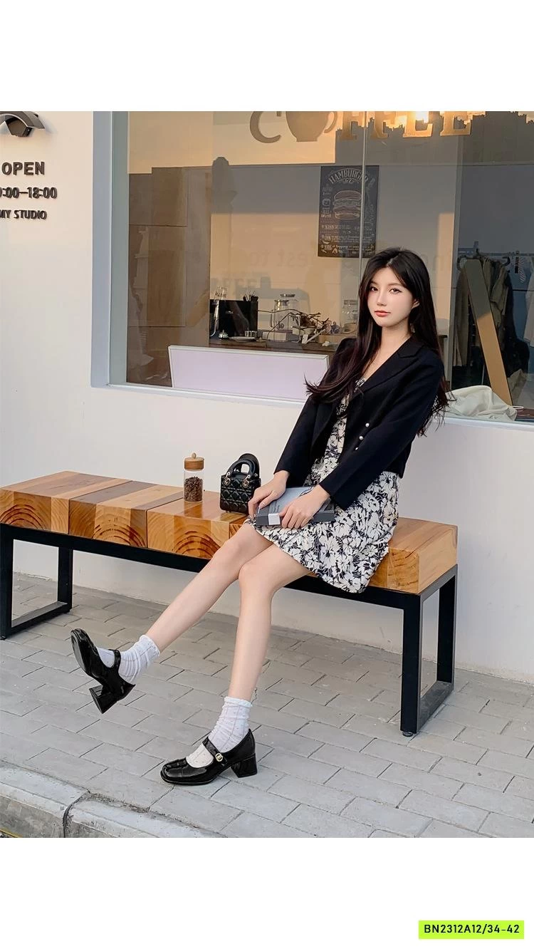 GIÀY MERY JANE MŨI VUÔNG