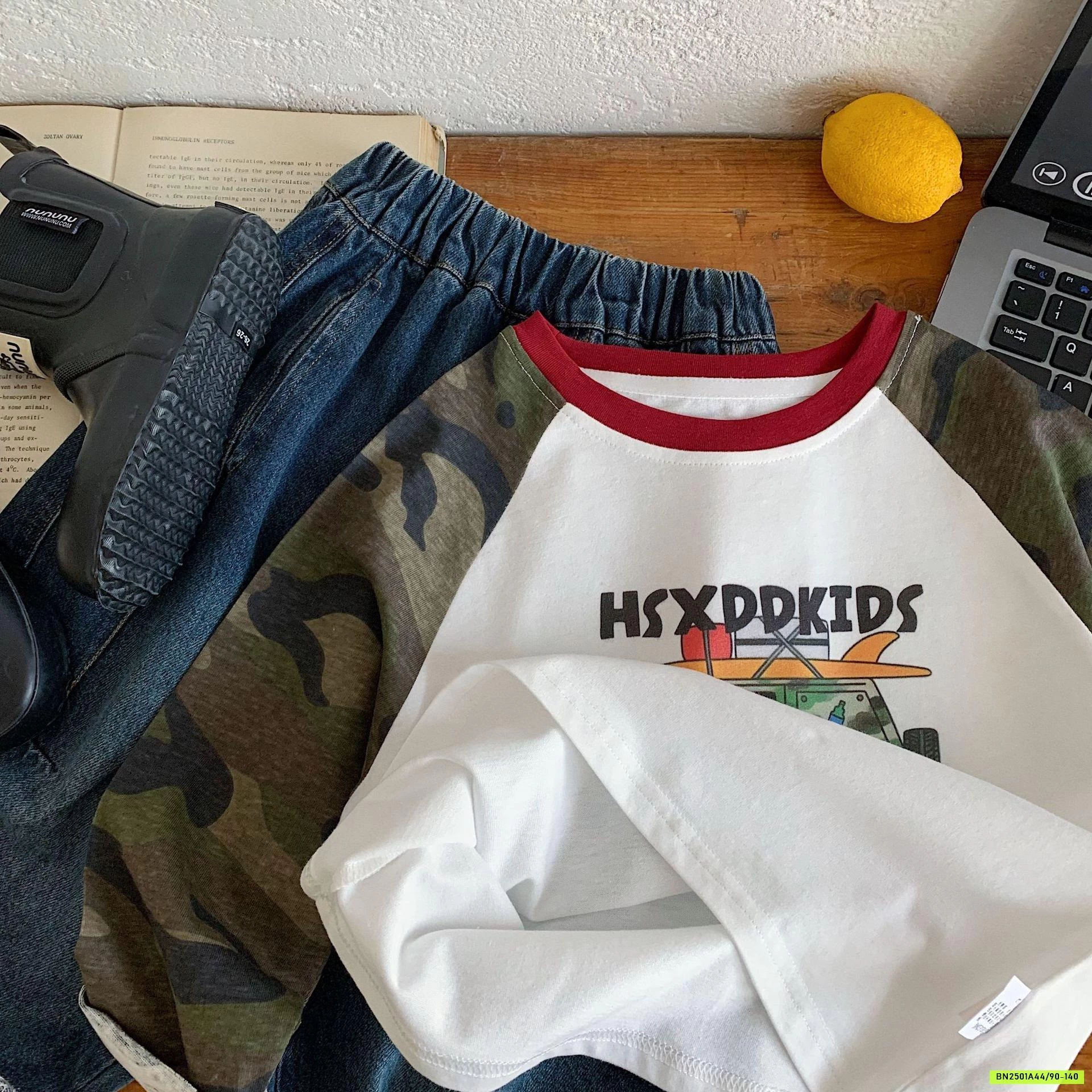 ÁO THUN PHỐI TAY RẰN RI