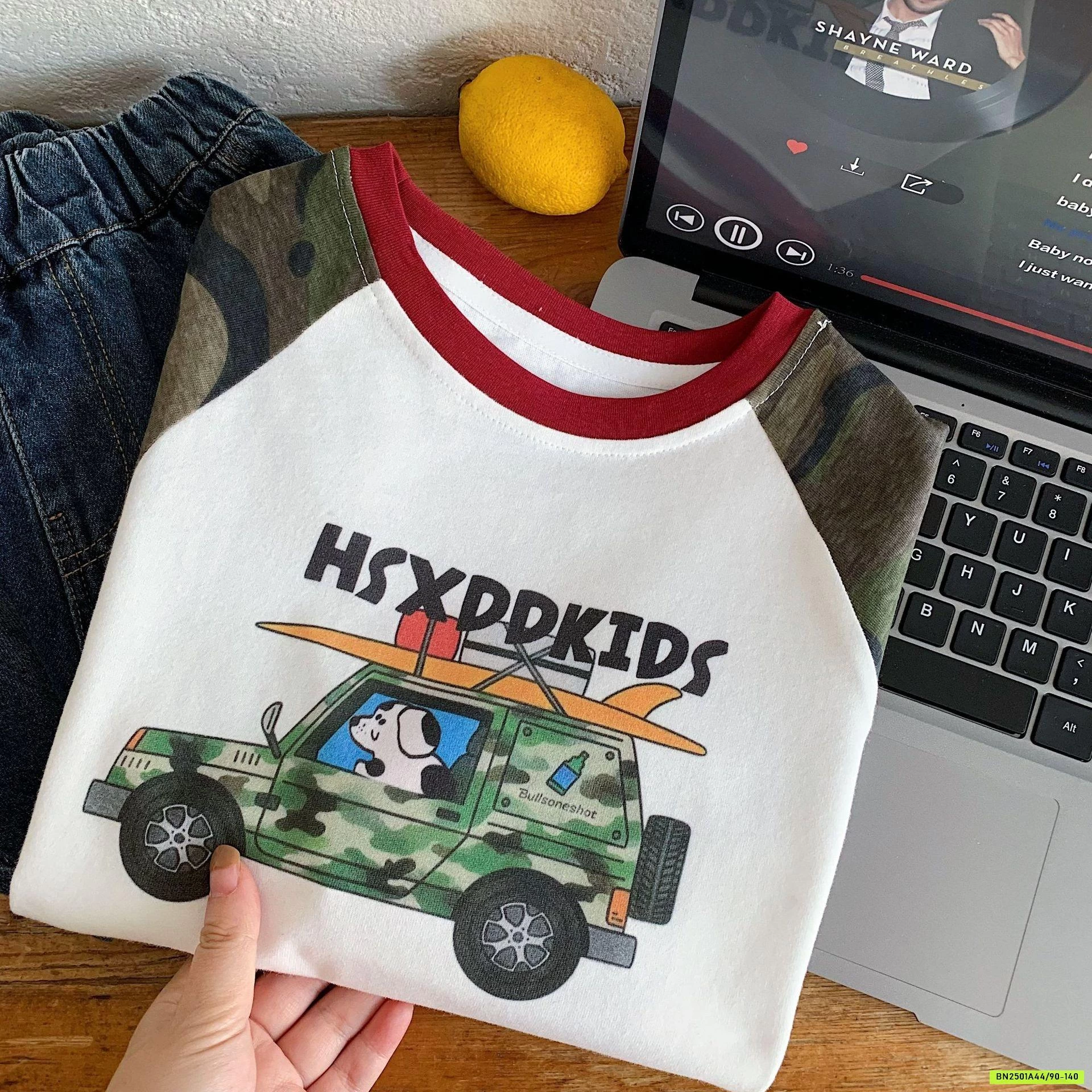 ÁO THUN PHỐI TAY RẰN RI