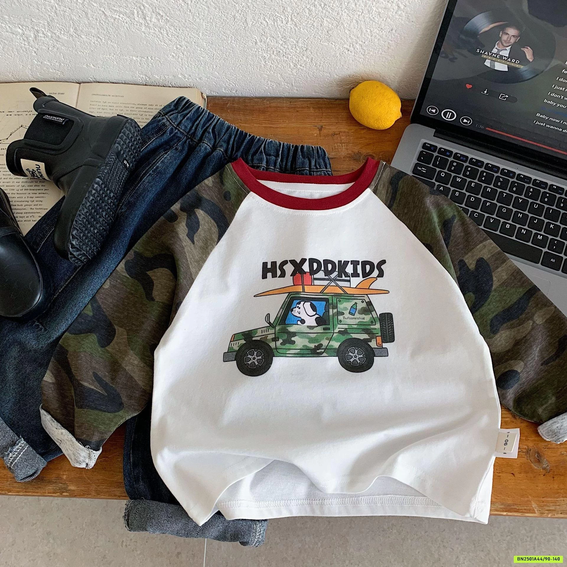 ÁO THUN PHỐI TAY RẰN RI