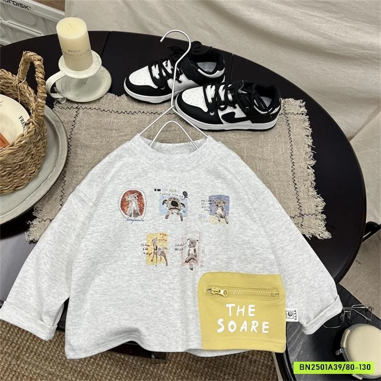 ÁO THUN HÌNH TÚI KHÓA BỤNG