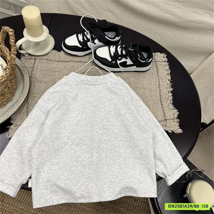 ÁO THUN HÌNH TÚI KHÓA BỤNG