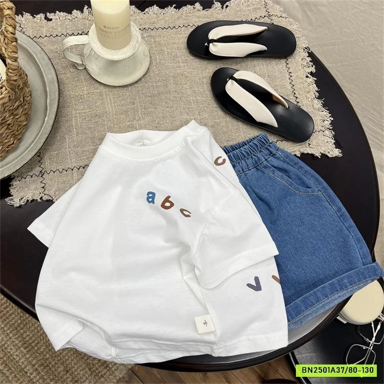 ÁO THUN CHỮ CÁI NGẮN TAY