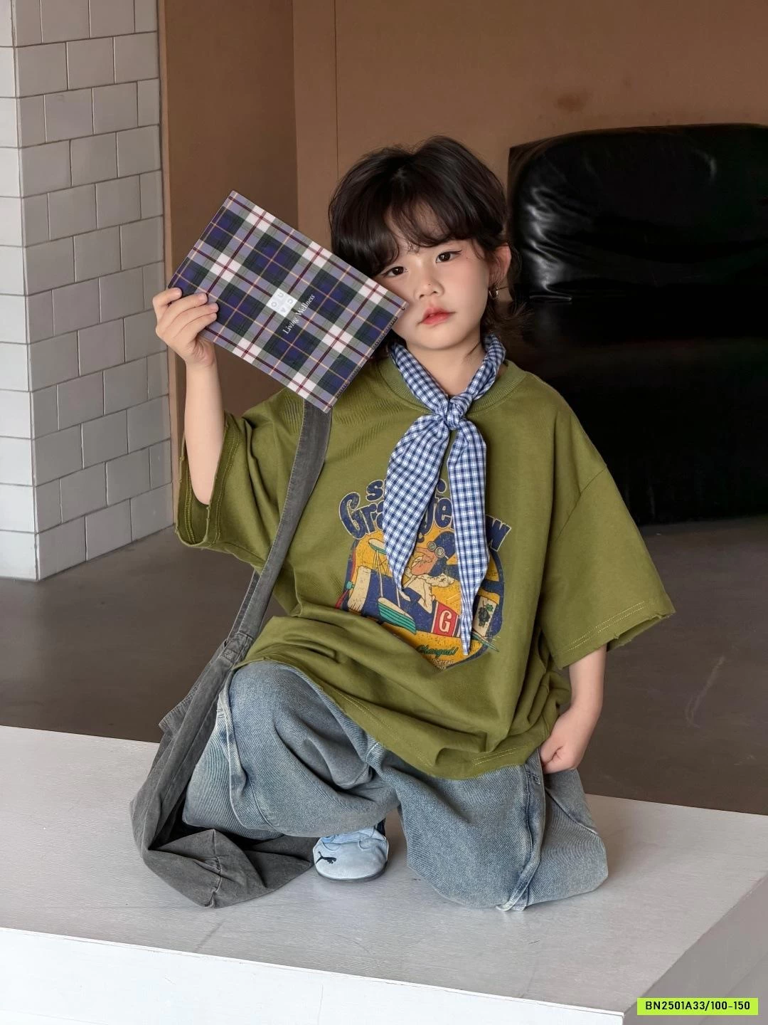 ÁO THUN RÊU MIX JEANS BẠC MÀU