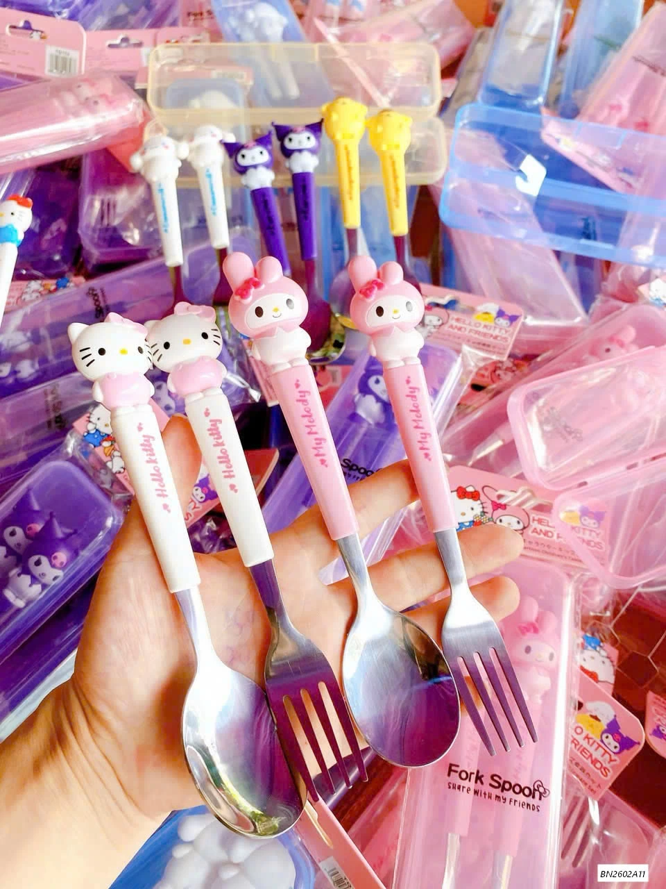 SET THÌA DĨA DỄ THƯƠNG CHO BÉ