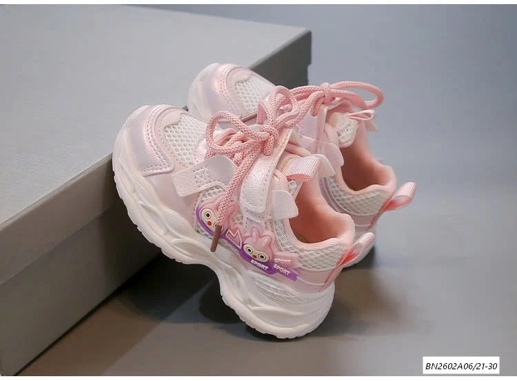 GIÀY THỂ THAO THOÁNG KHÍ LABUBU