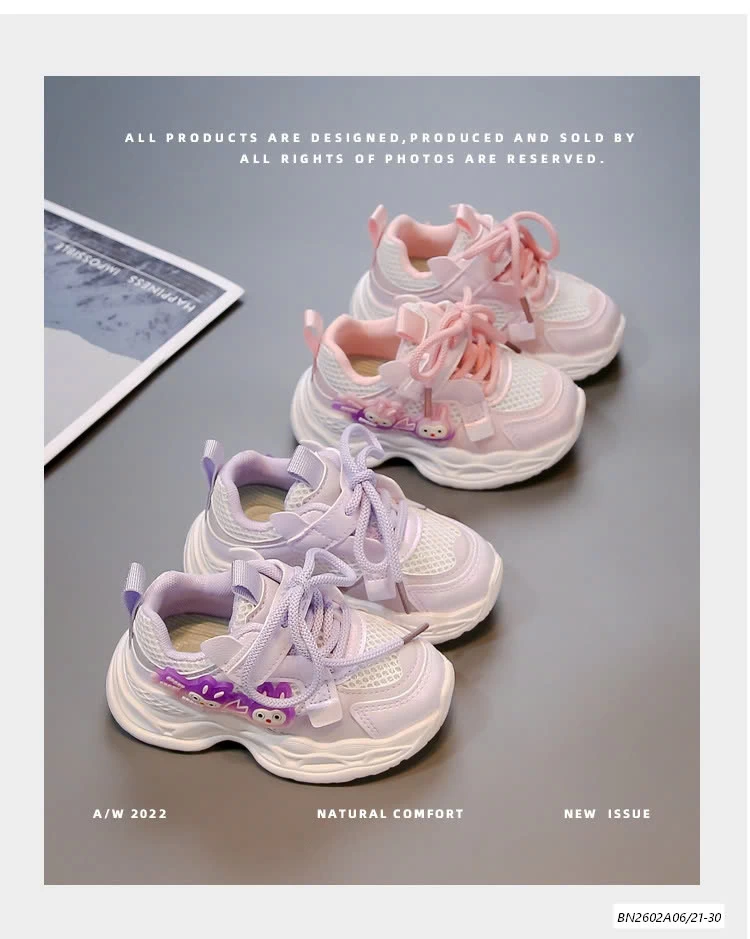 GIÀY THỂ THAO THOÁNG KHÍ LABUBU