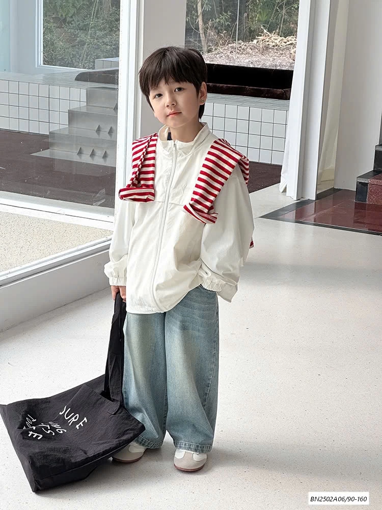 KHOÁC GIÓ 25A116 AMBB