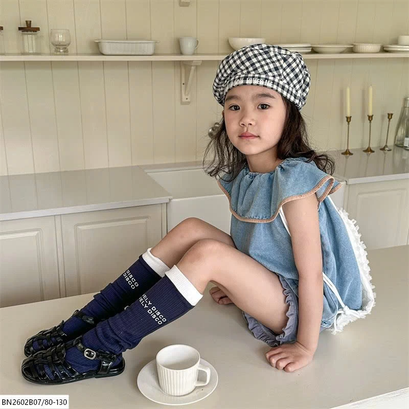 ÁO DENIM SÁT NÁCH CỔ SEN