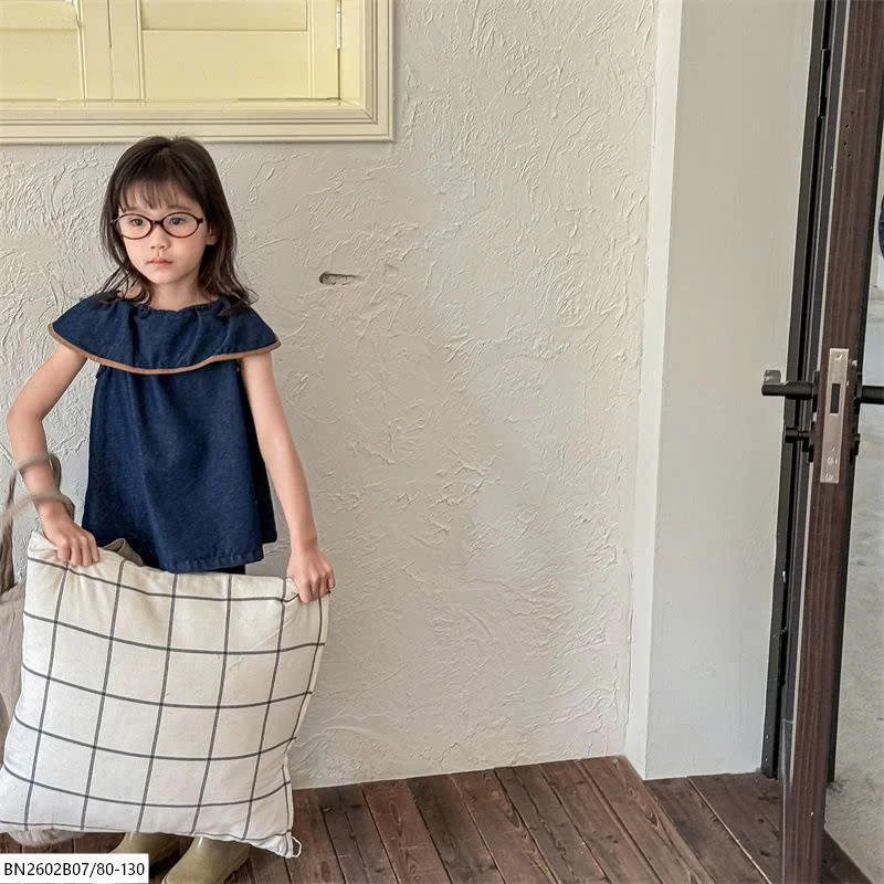 ÁO DENIM SÁT NÁCH CỔ SEN