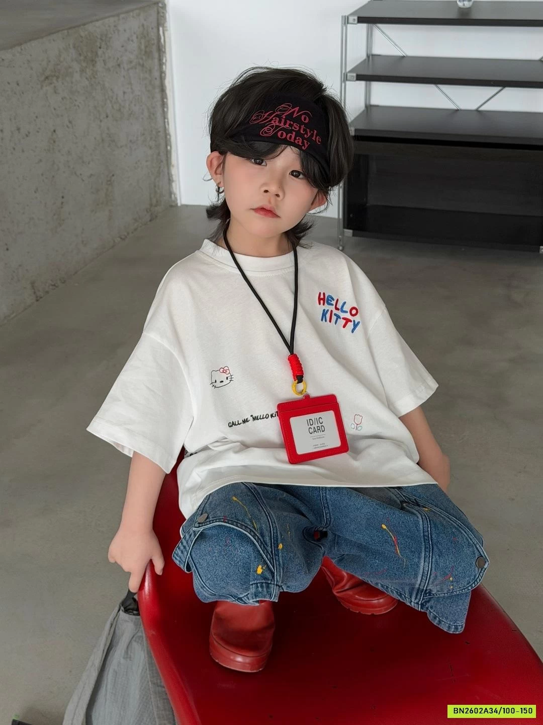 THUN TRẮNG CHỮ MIX SHORT VẢY SƠN