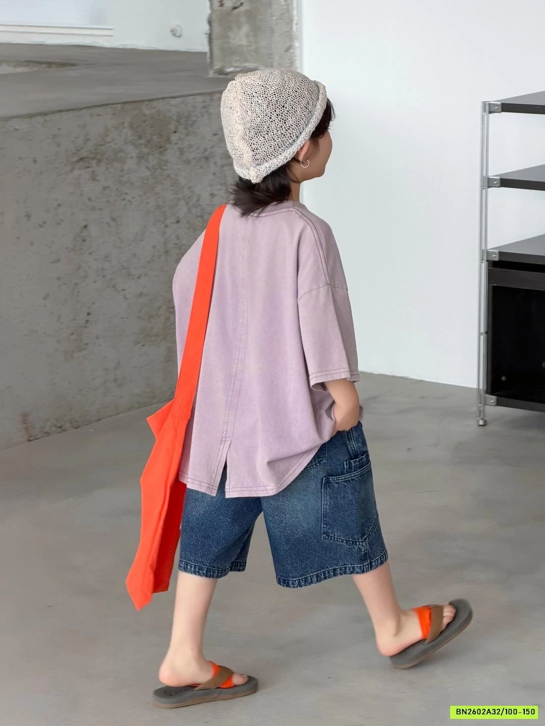 ÁO THUN TÍM MIX SHORT JEANS MÁC TÚI