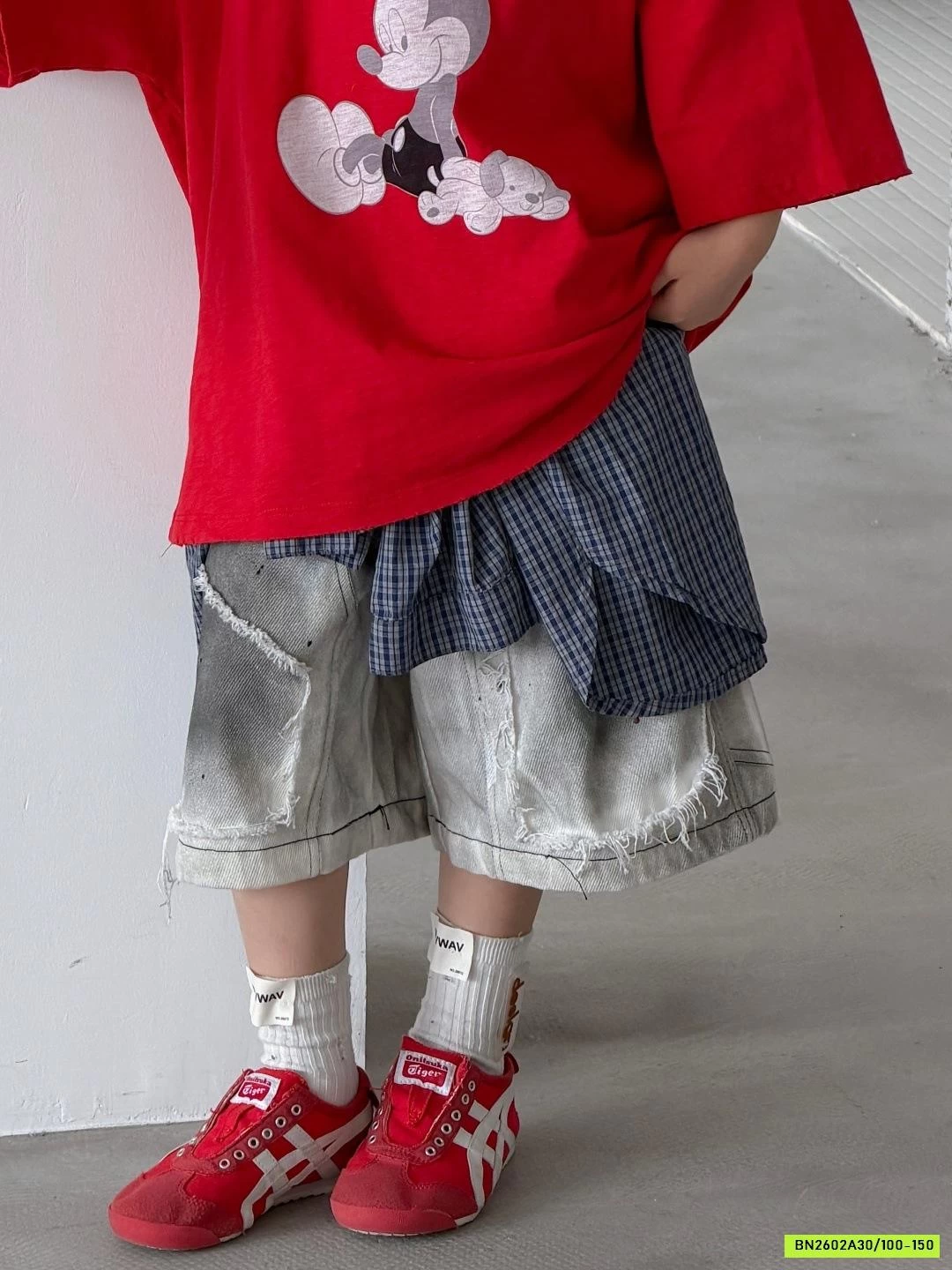 SHORT JEANS RÁCH LOANG CÁ TÍNH