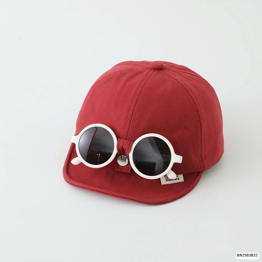 MŨ LƯỠI TRAI KÈM KÍNH NHÍ