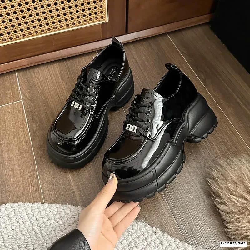 GIÀY MARY JANE DA BÓNG ĐẾ CAO CHO BÉ GÁI