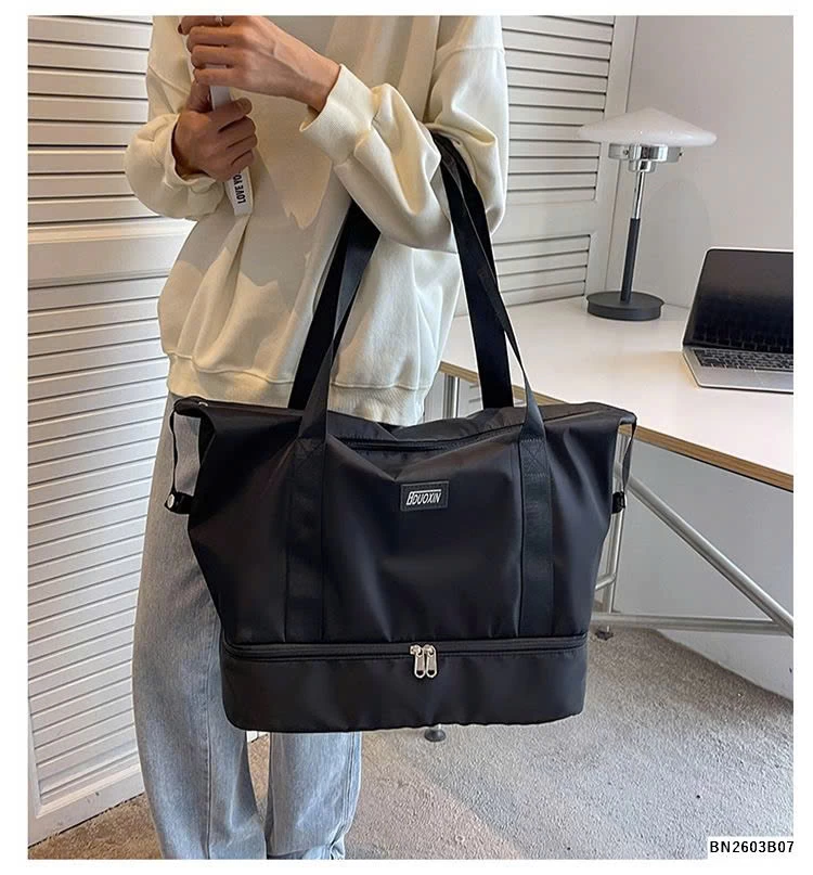 TÚI DU LỊCH BẢN VUÔNG