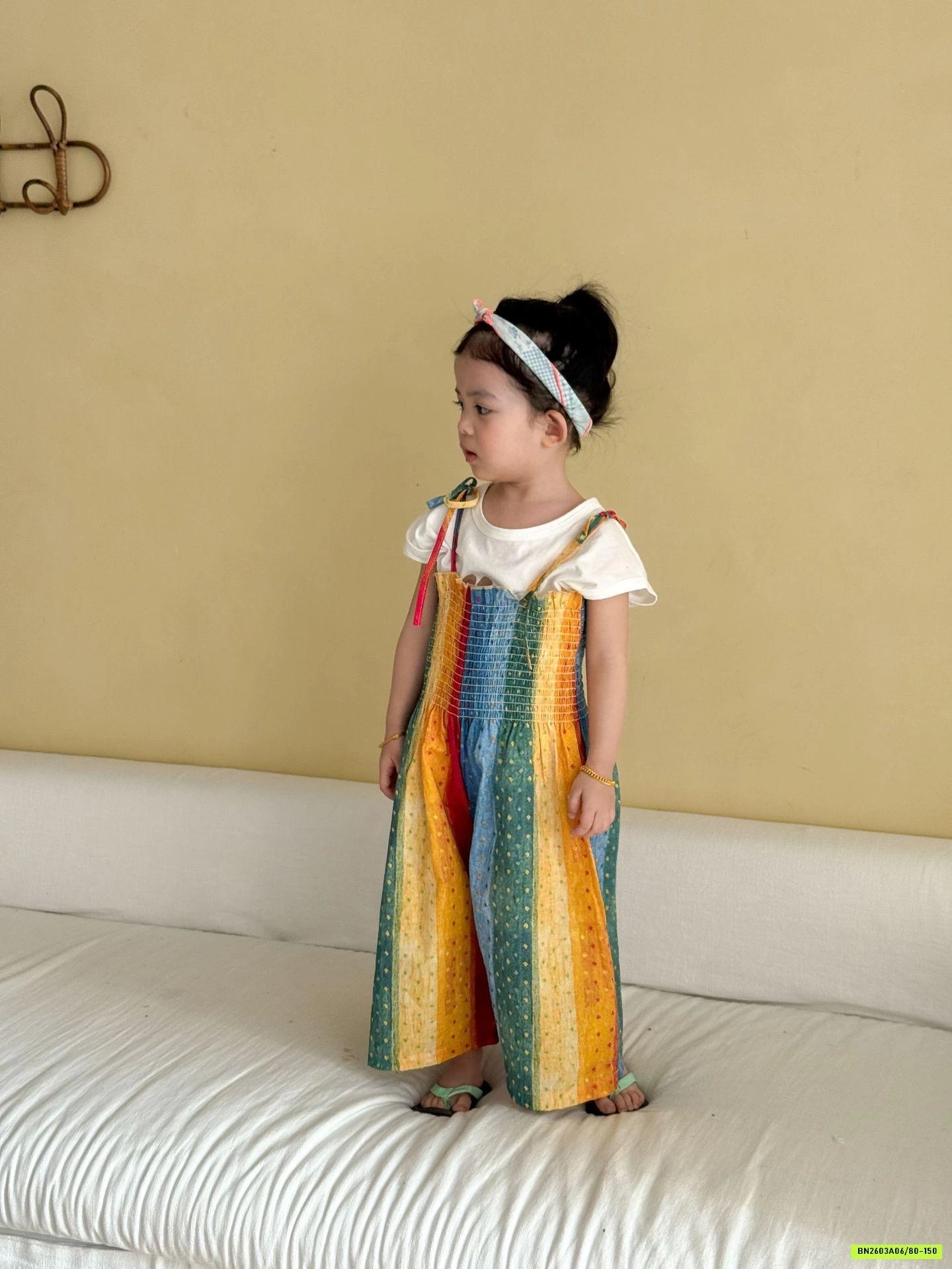 JUM QUAI MẢNH SẮC MÀU