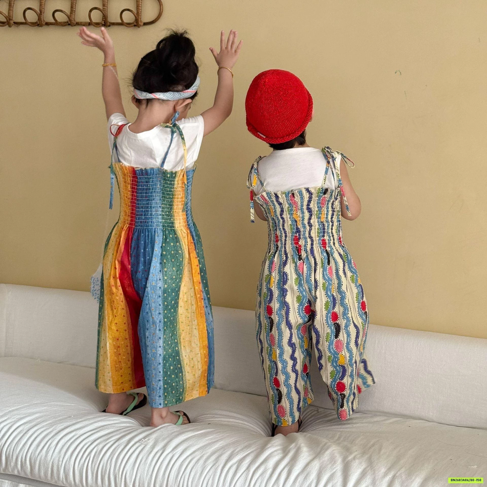 JUM QUAI MẢNH SẮC MÀU