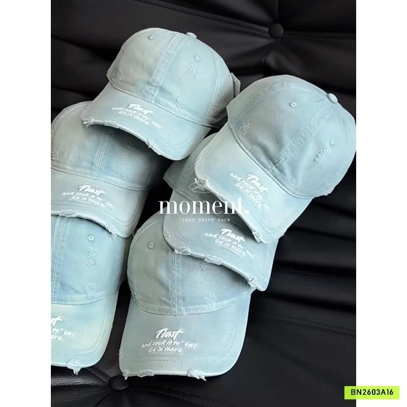 MŨ KẾT CHỮ NỔI