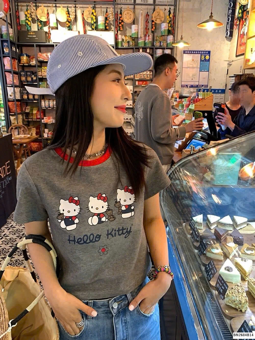 ÁO THUN HELLO KITTY WGWE