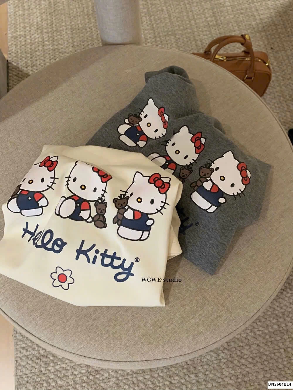 ÁO THUN HELLO KITTY WGWE