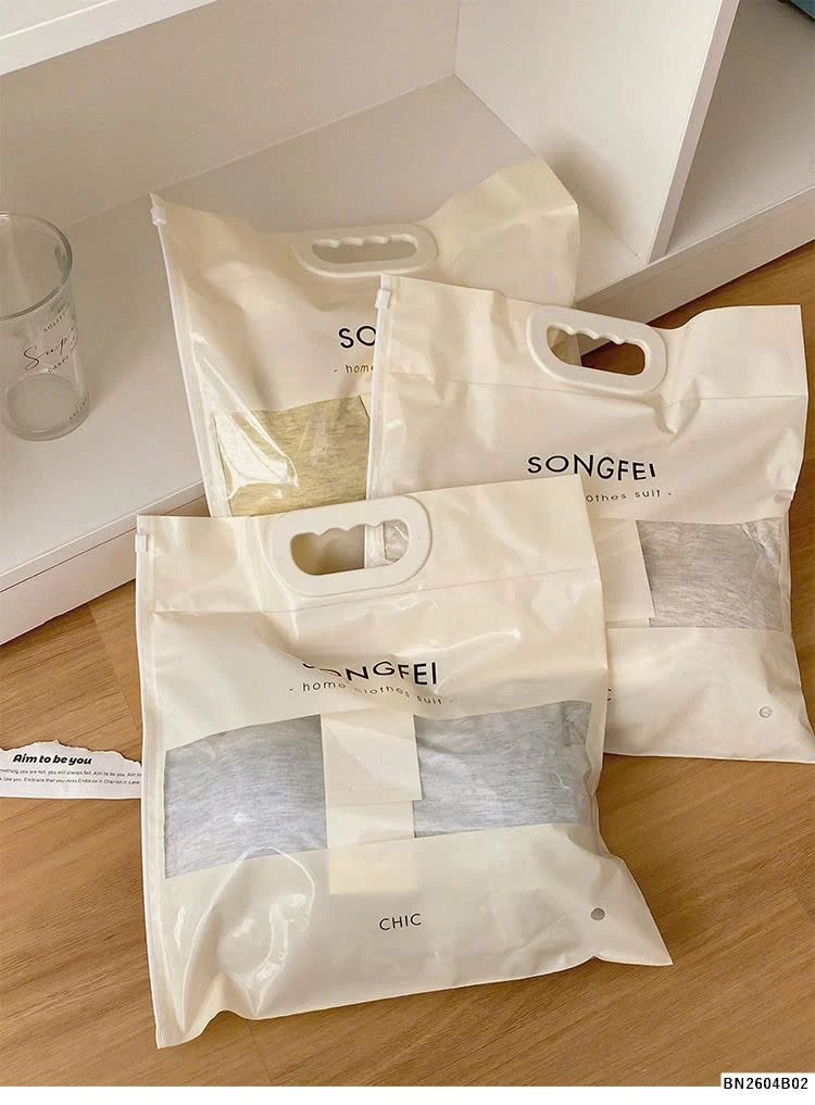 BỘ MẶC NHÀ TRƠN