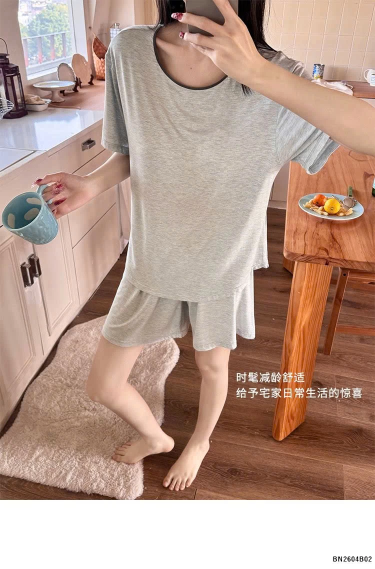 BỘ MẶC NHÀ TRƠN