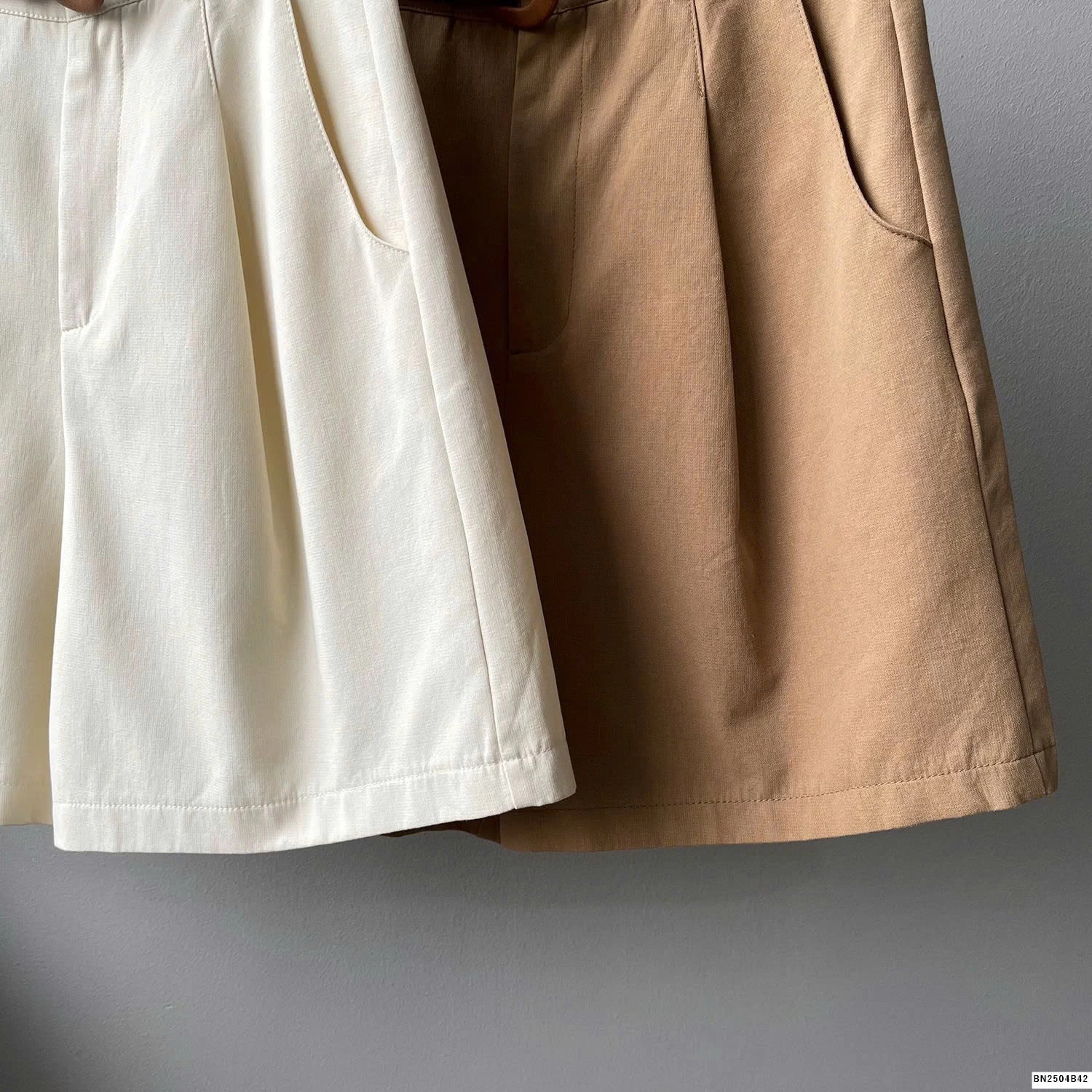 QUẦN SHORT NỮ KÈM ĐAI