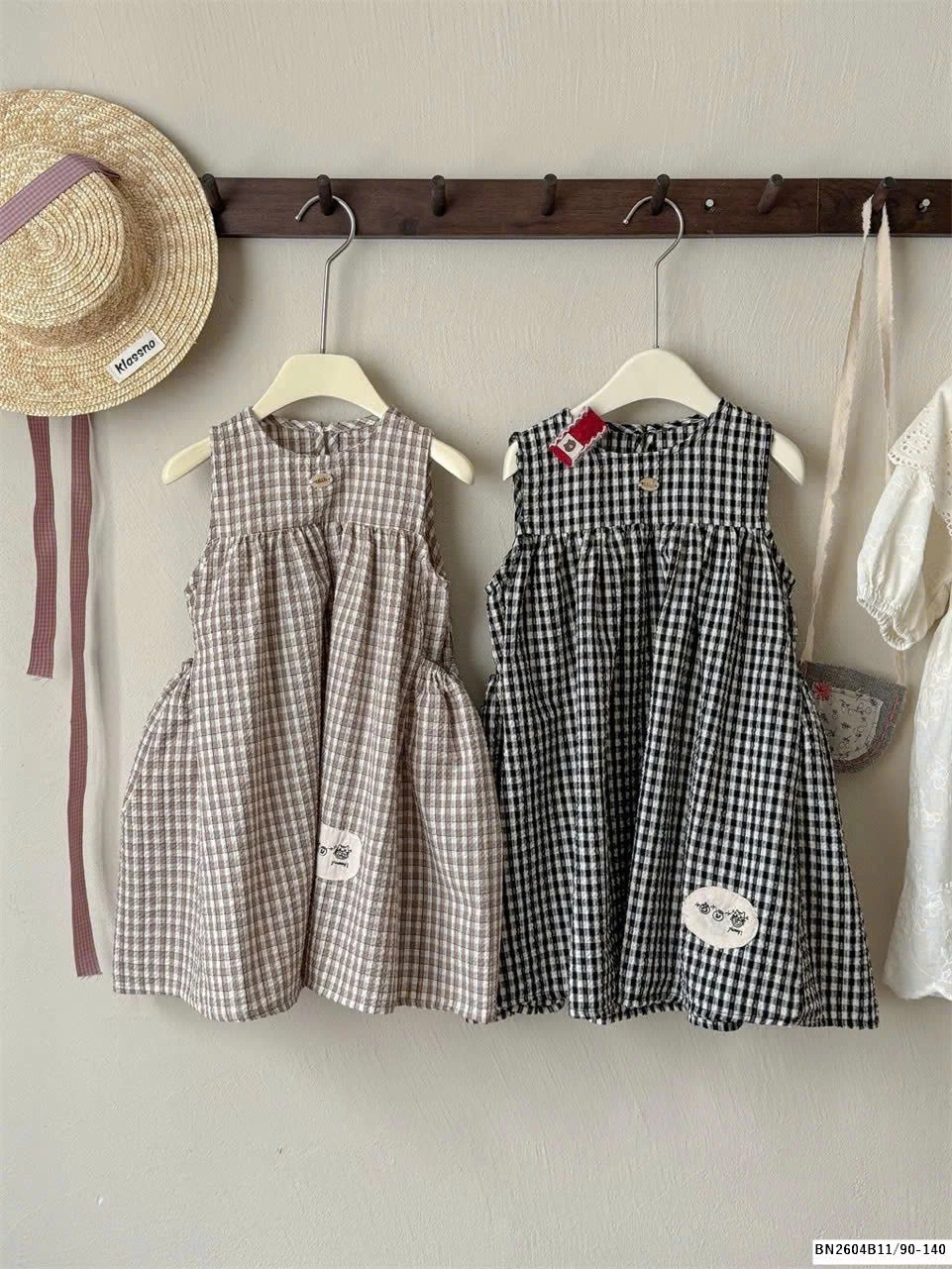 ĐẦM SÁT NÁCH CARO VINTAGE