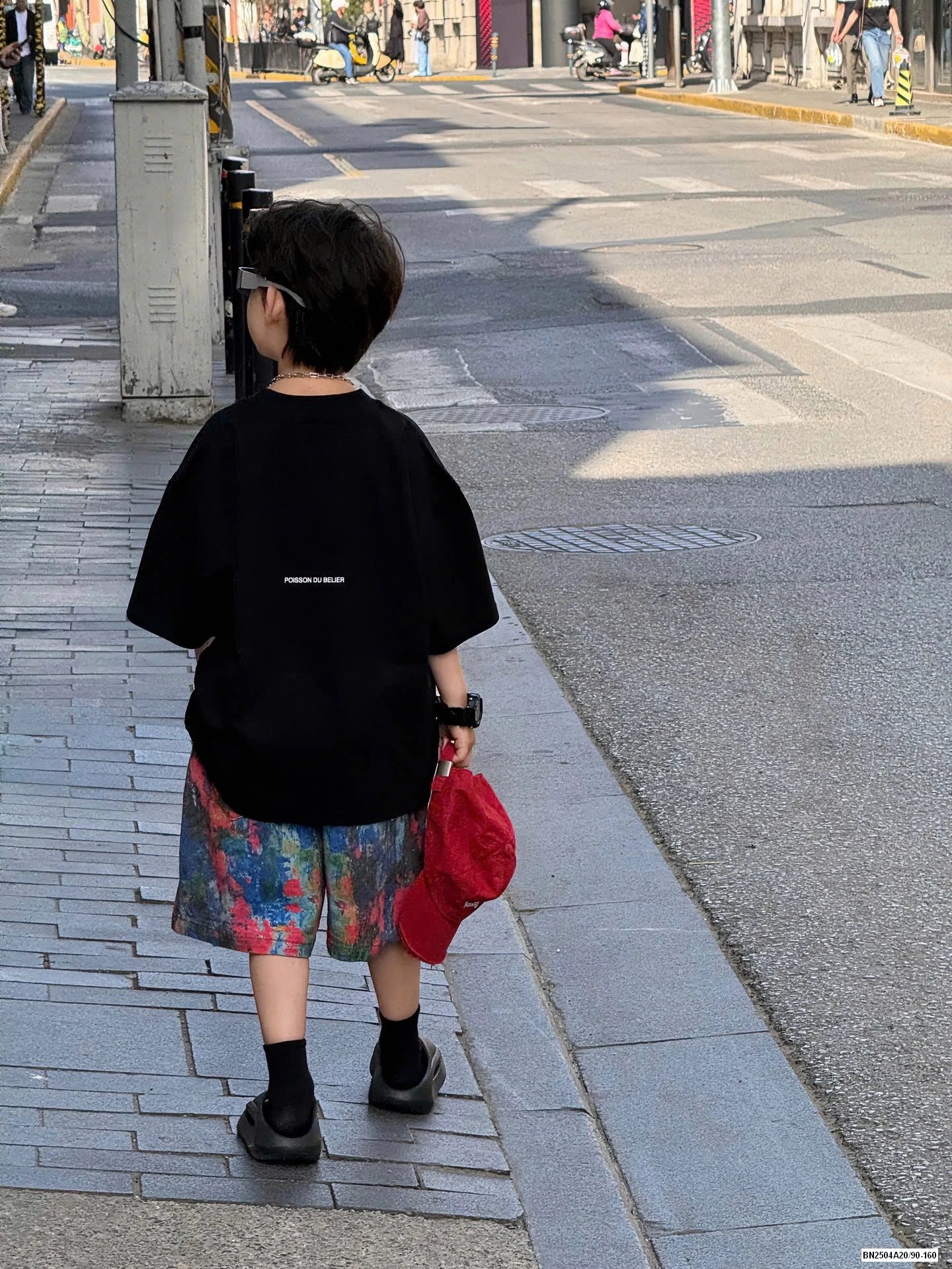 ÁO ĐEN HOA MIX SHORT LOANG