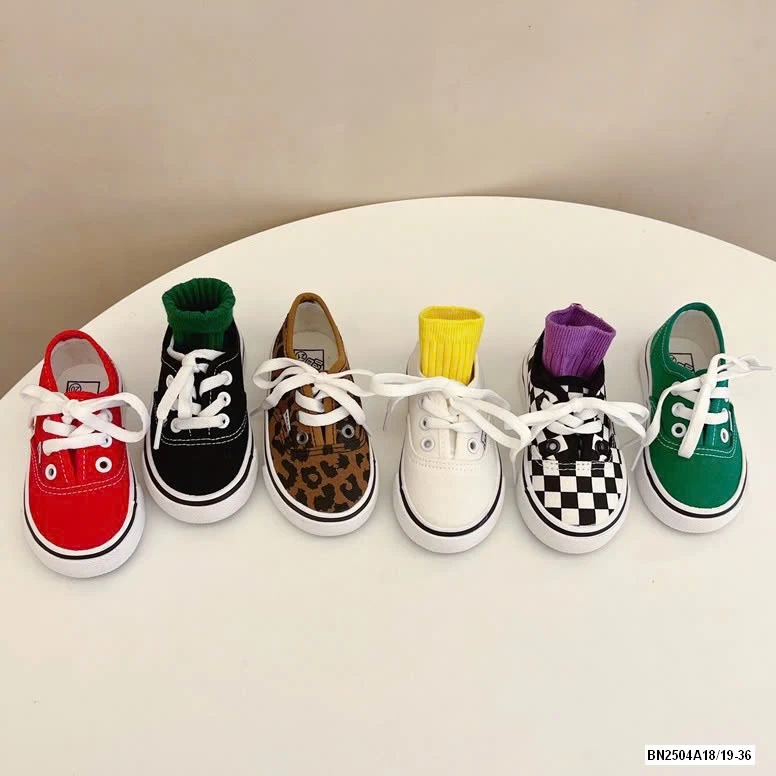 GIÀY BÁNH MỲ QUỐC DÂN