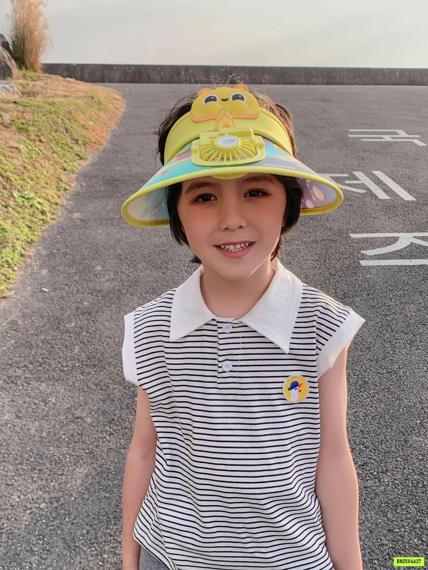 MŨ CHỐNG NẮNG NỬA ĐẦU KÈM QUẠT