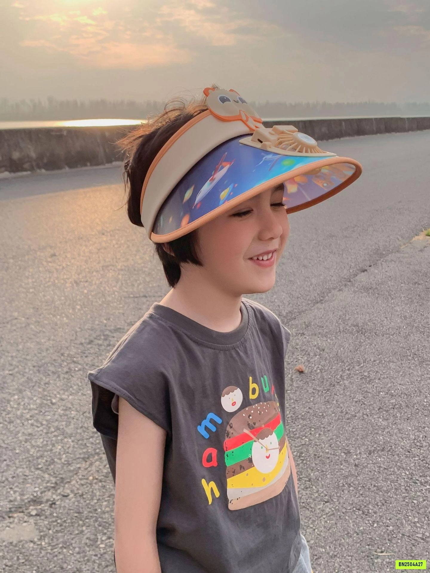 MŨ CHỐNG NẮNG NỬA ĐẦU KÈM QUẠT