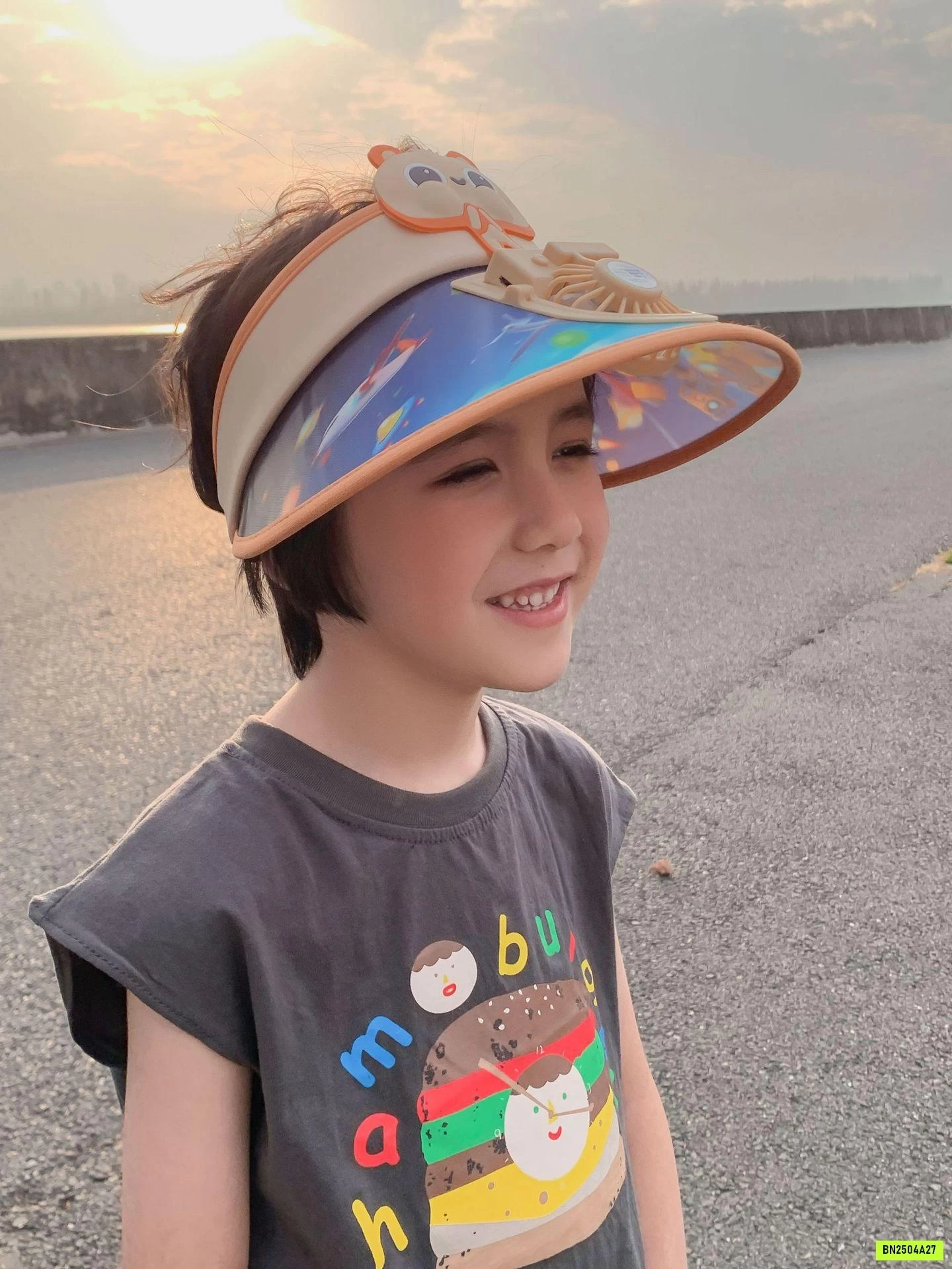 MŨ CHỐNG NẮNG NỬA ĐẦU KÈM QUẠT