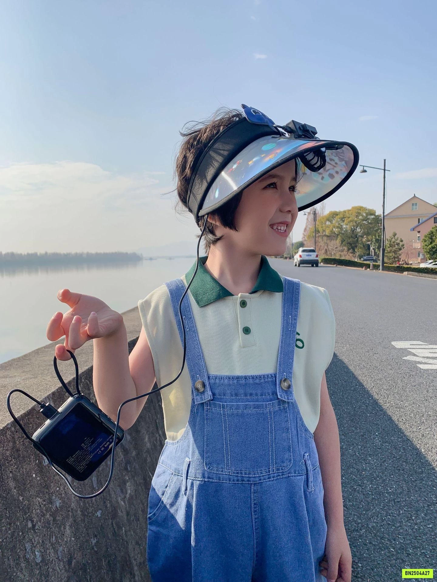 MŨ CHỐNG NẮNG NỬA ĐẦU KÈM QUẠT