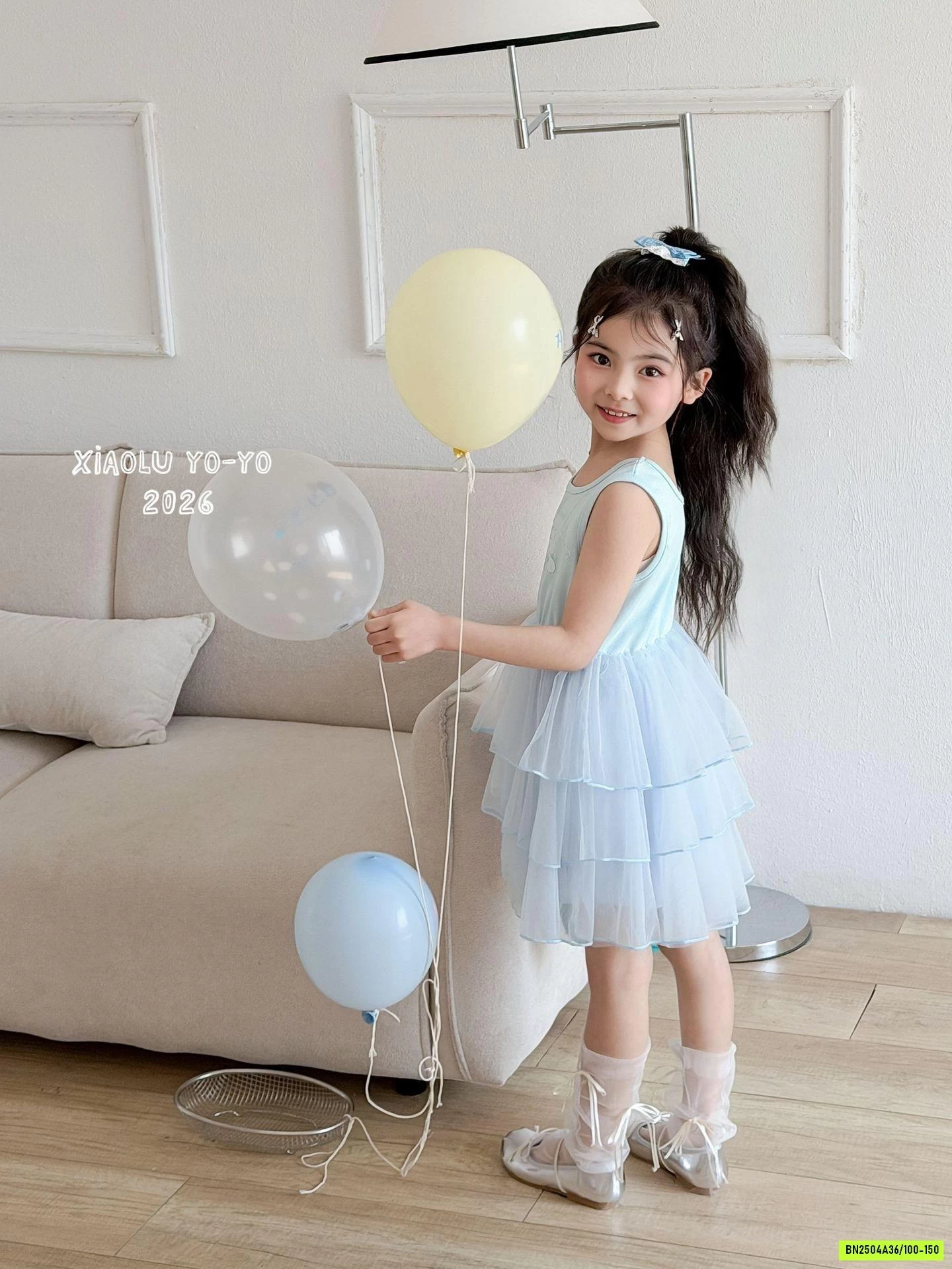 ĐẦM SÁT NÁCH CHÂN VOAN XINH XẮN