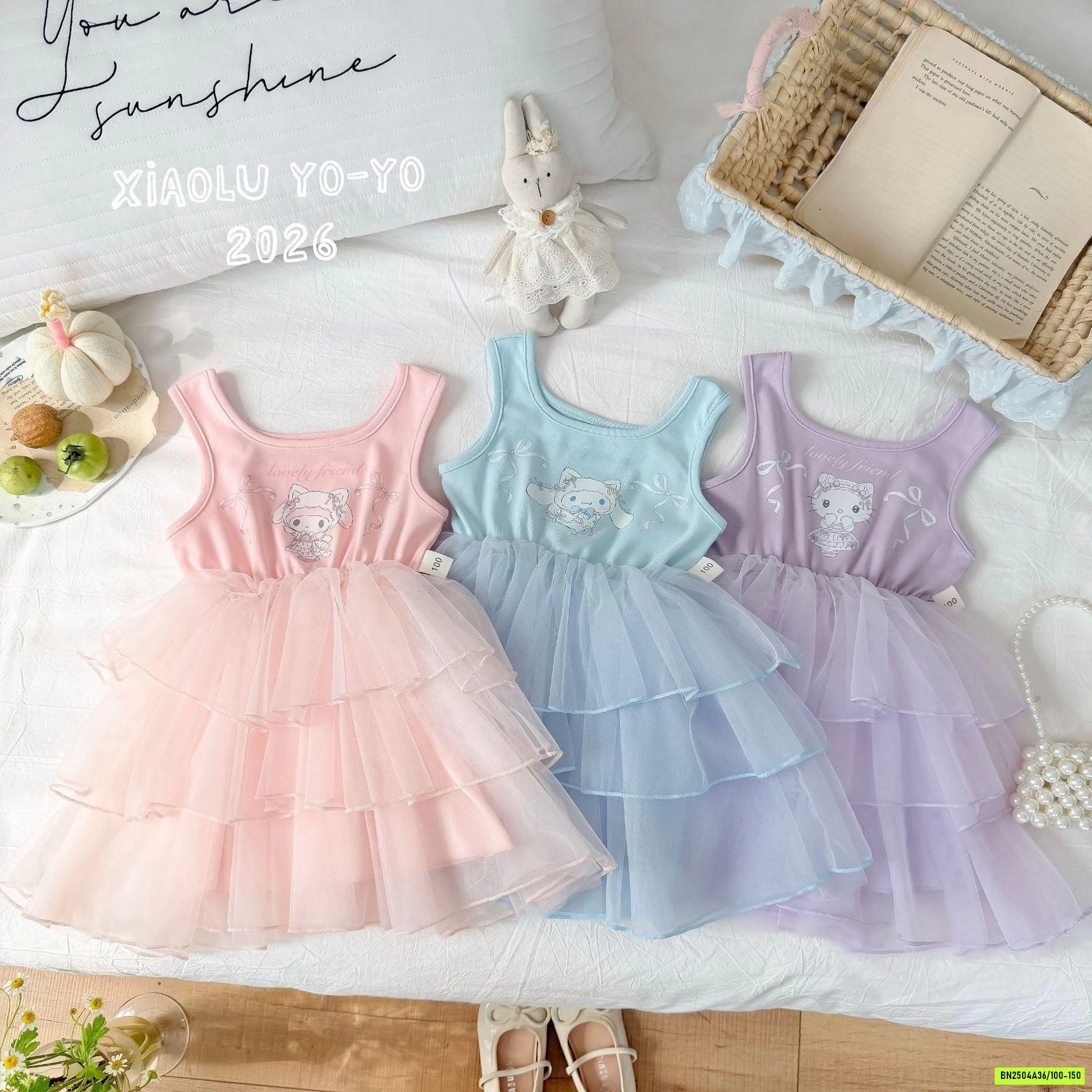 ĐẦM SÁT NÁCH CHÂN VOAN XINH XẮN