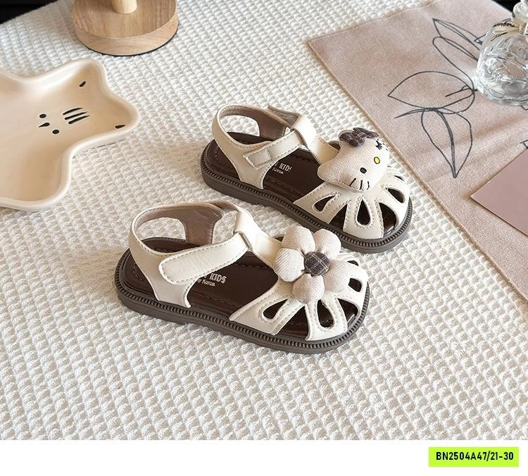 SANDAL GẮN HOA DỄ THƯƠNG