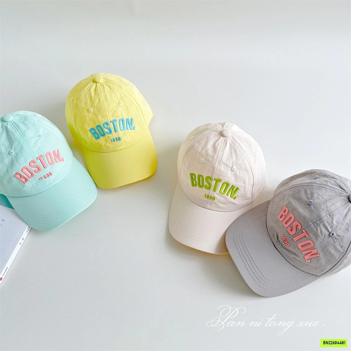 MŨ KẾT THÊU BOSTON MẸ BÉ