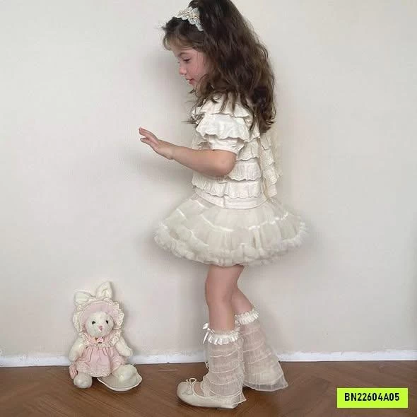 TẤT ỐNG VOAN REN XINH XẮN