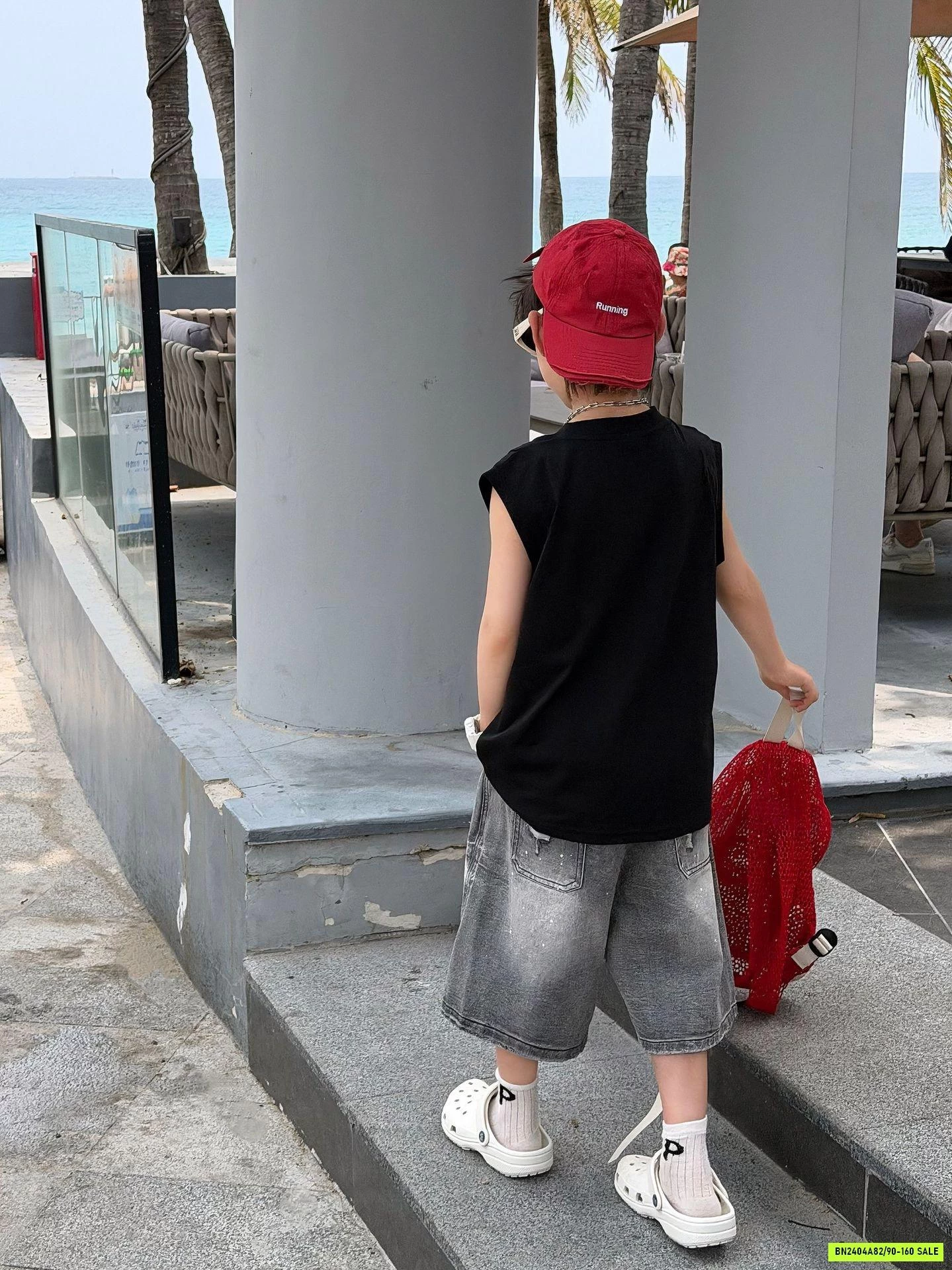 TANKTOP ĐEN DẤU HỎI CHẤM FANSHU